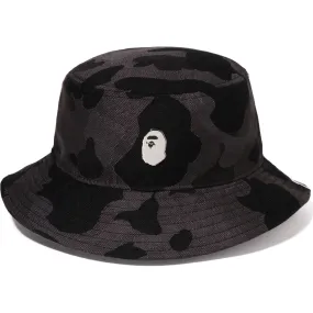 CAMO ONE POINT METAL LOGO PIN BUCKET HAT MENS